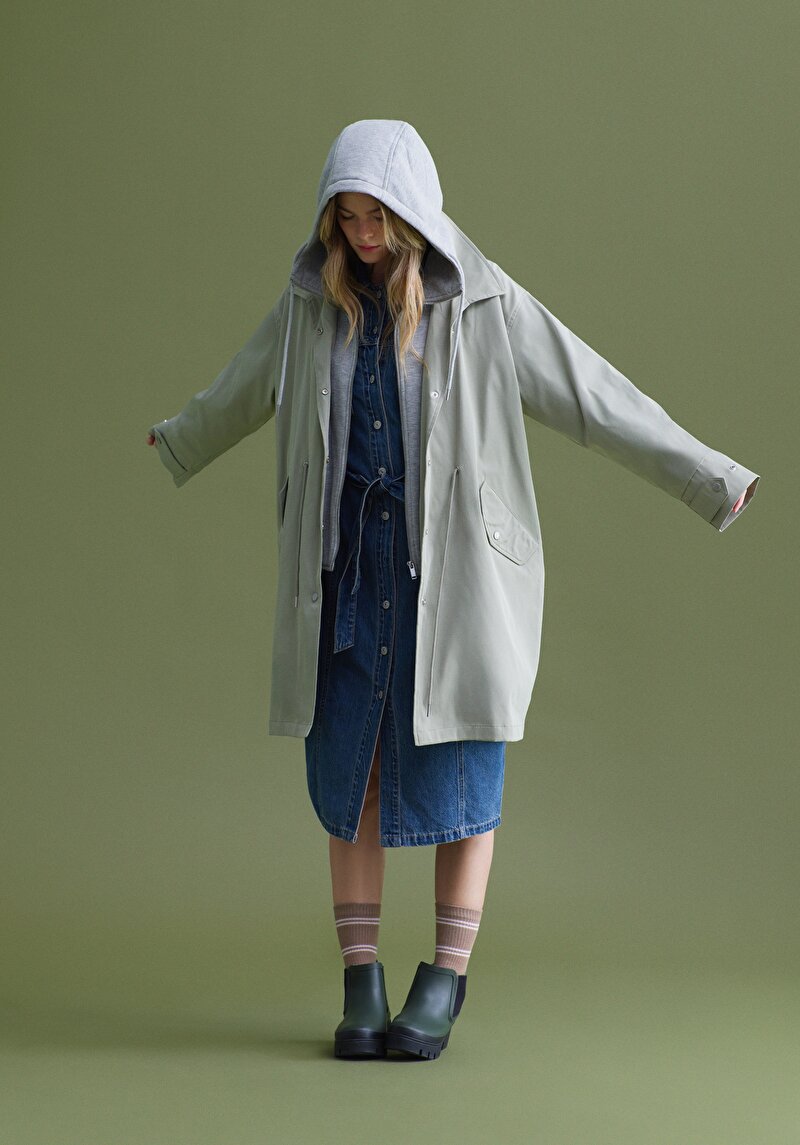 Regular Fit     Kadın Yeşil Yağmurluk