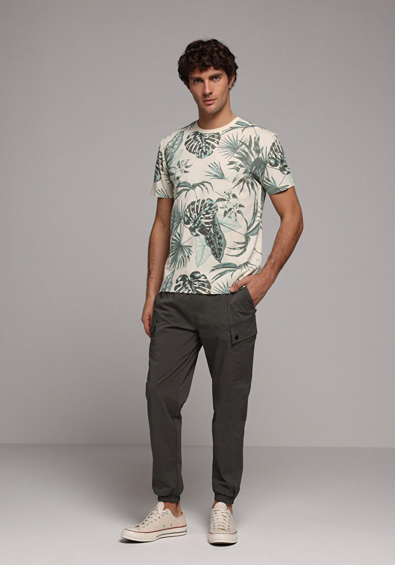 Regular Fit Yuvarlak Yaka Düz Erkek Yeşil Kısa Kol Tişört