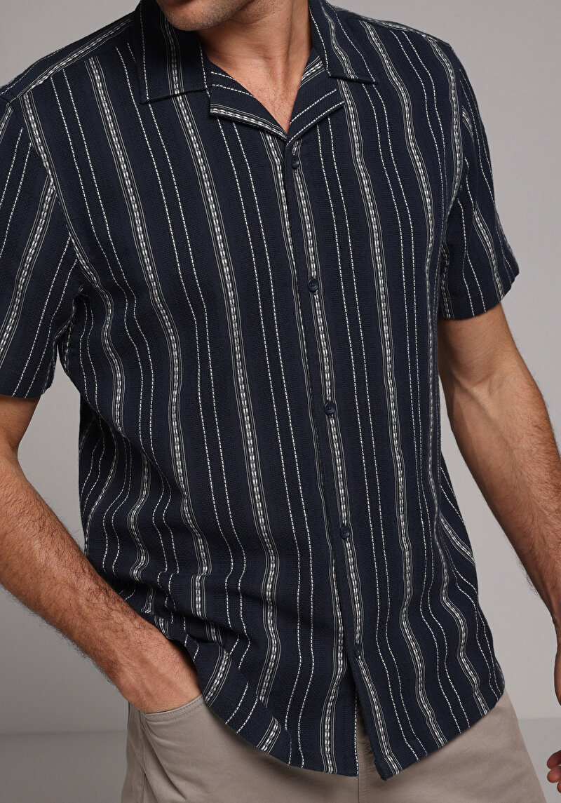 Regular Fit Shirt Neck Çizgili Erkek Lacivert Kısa Kol Gömlek