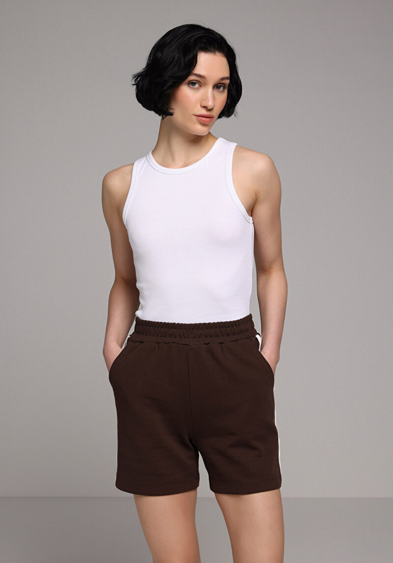 Regular Fit Orta Bel Düz Kadın Kahverengi Şort