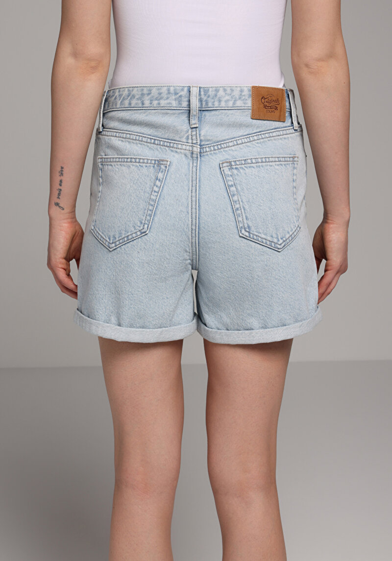 Mom Fit Yüksel Bel Düz Kadın Bleach İndigo Denim Jean Şort