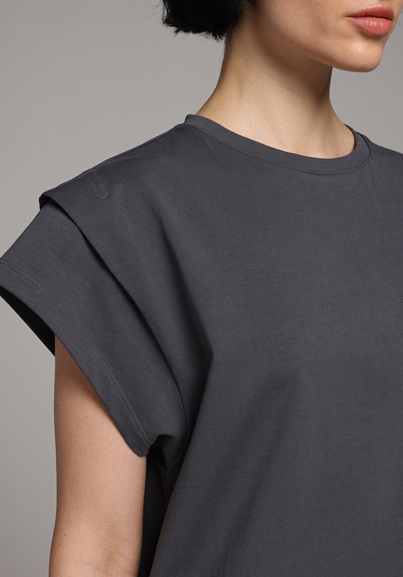 Regular Fit Yuvarlak Yaka Düz Kadın Antrasit Kısa Kol Tişört