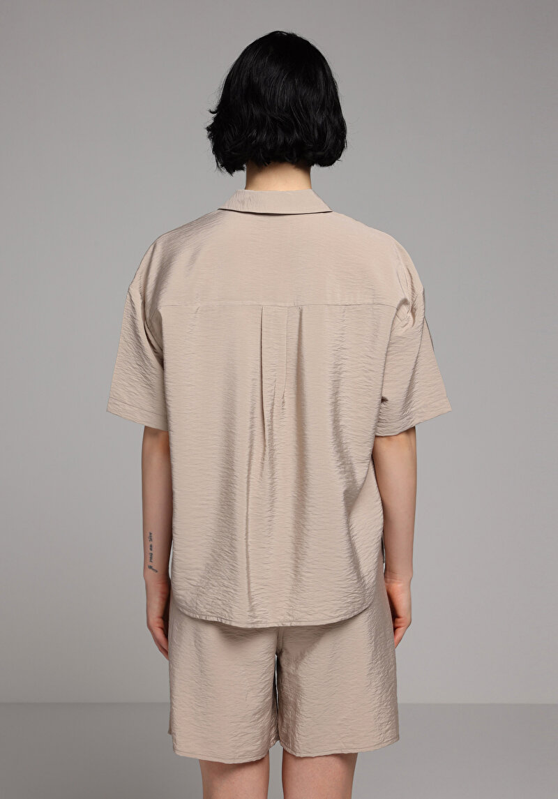 Fashion Fit Shirt Neck Düz Kadın Açik Kahverengi Kısa Kol Gömlek