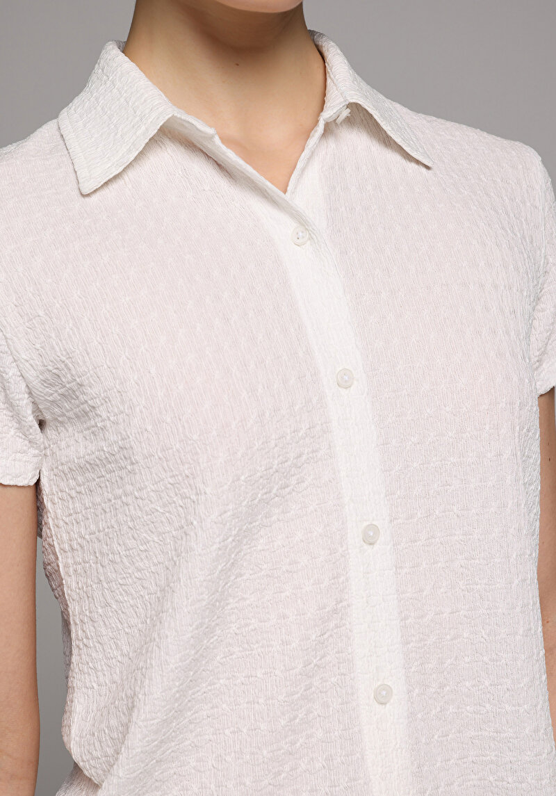 Slim Fit Polo Yaka Düz Kadın Beyaz Kısa Kol Tişört