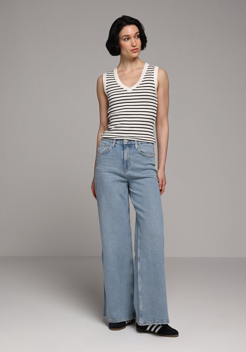 Loose Fit   Kadın Light İndigo Denim Jean Pantolon