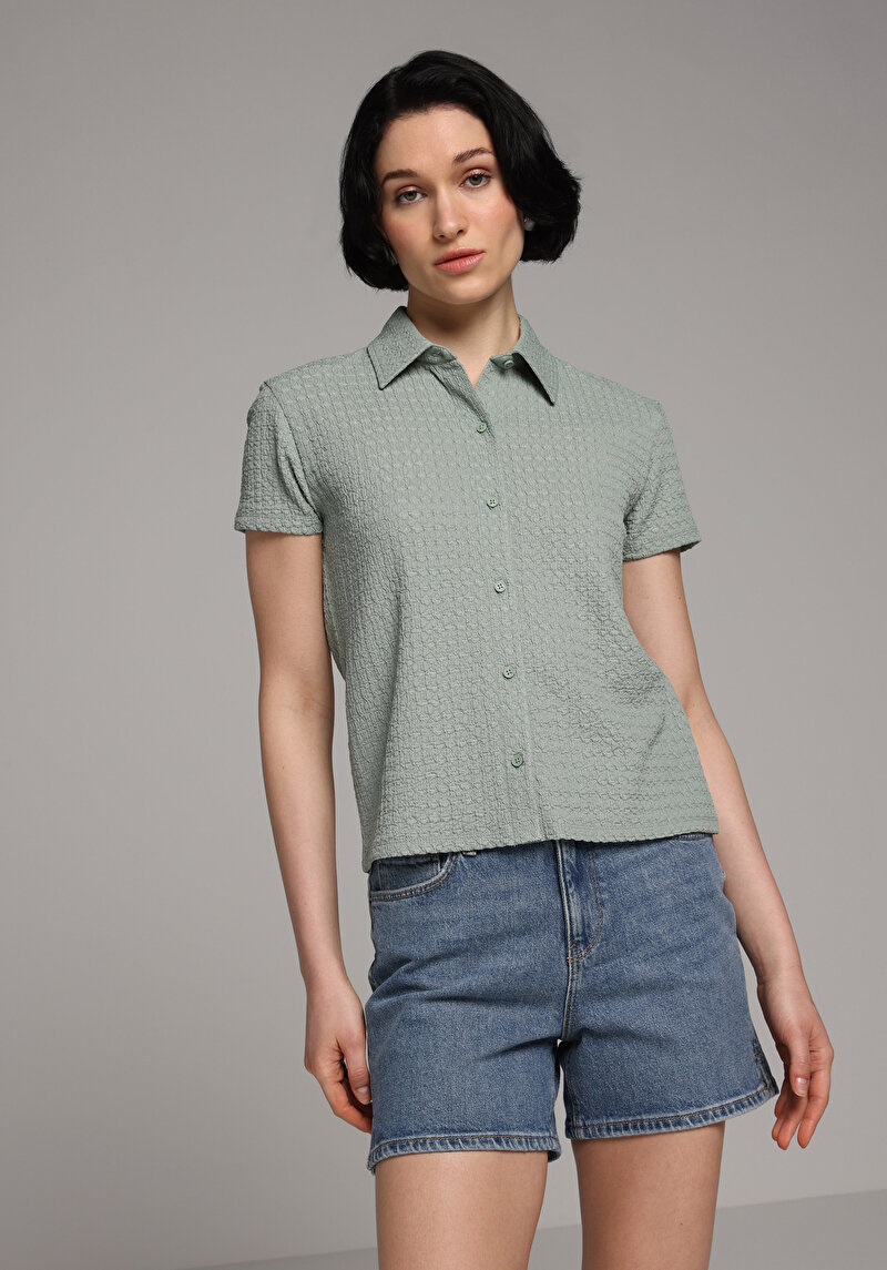 Regular Fit Yüksel Bel Düz Kadın Light İndigo Denim Jean Şort