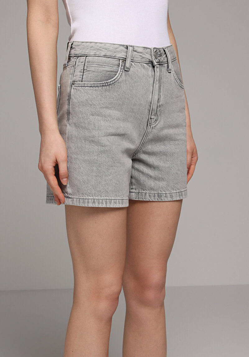 Mom Fit Yüksel Bel Düz Kadın Grey Denim Jean Şort