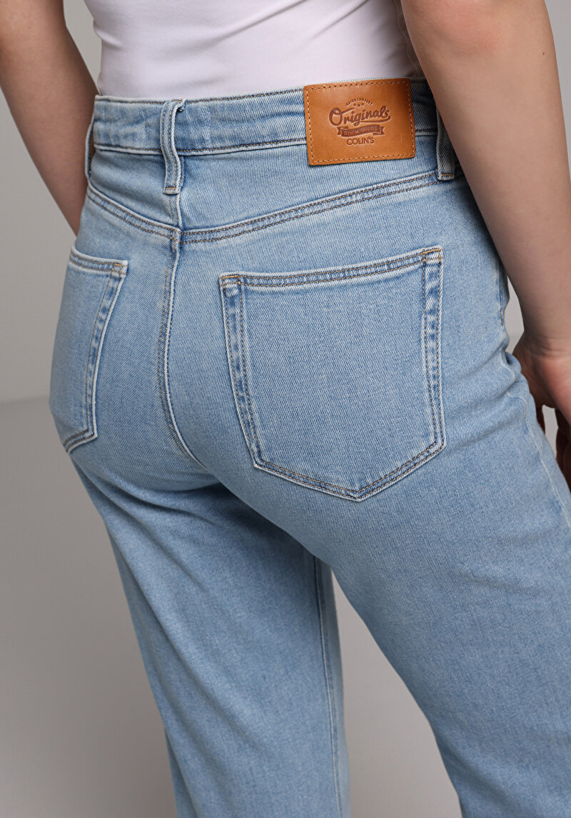 Regular Fit   Kadın Light İndigo Denim Jean Pantolon