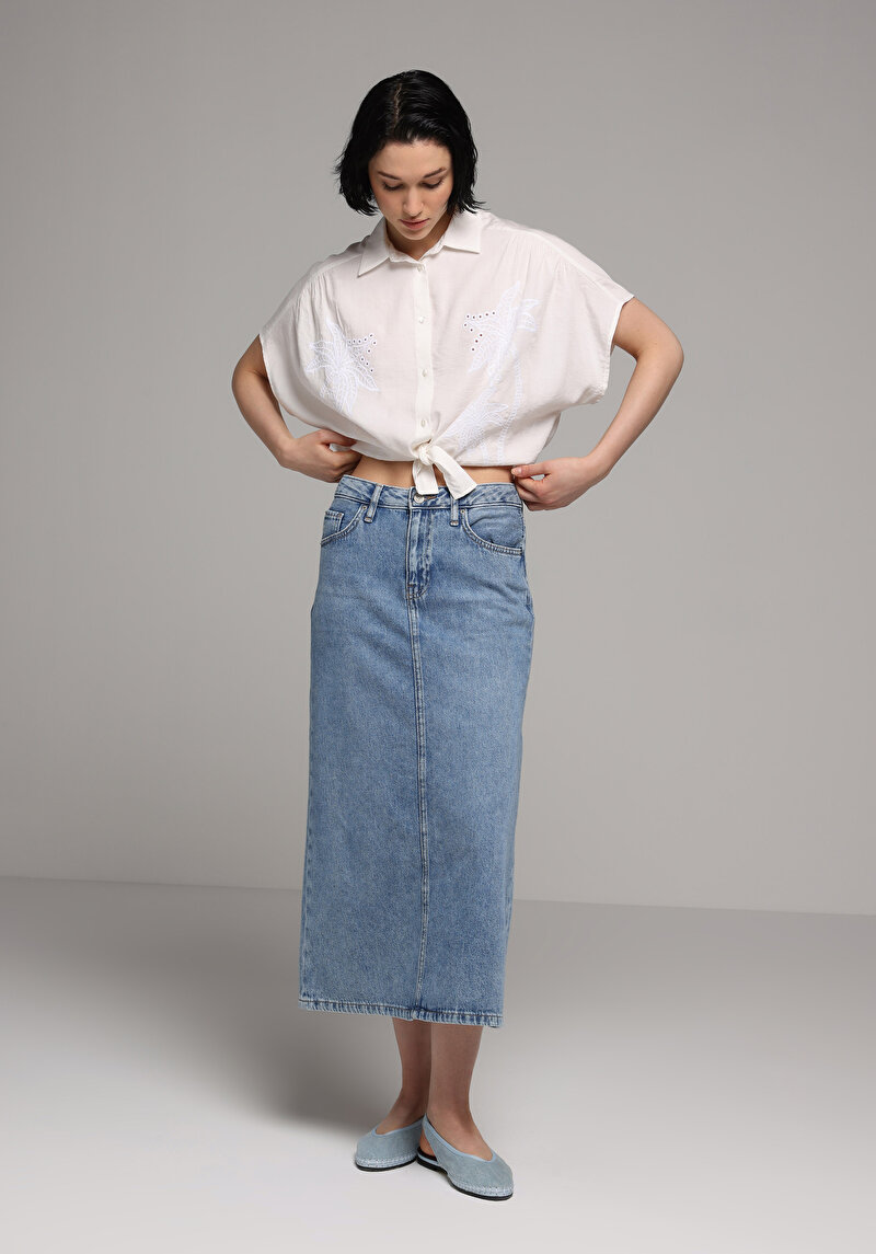 Fashion Fit Shirt Neck Jakarlı Kadın Beyaz Kısa Kol Gömlek