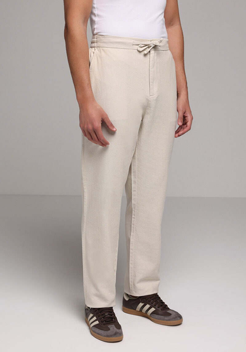 Regular Fit Orta Bel Düz Paça Erkek Bej Pantolon