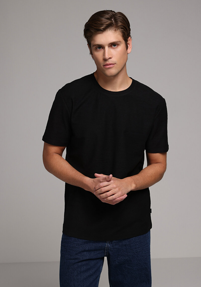 Regular Fit Yuvarlak Yaka Düz Erkek Siyah Kısa Kol Tişört