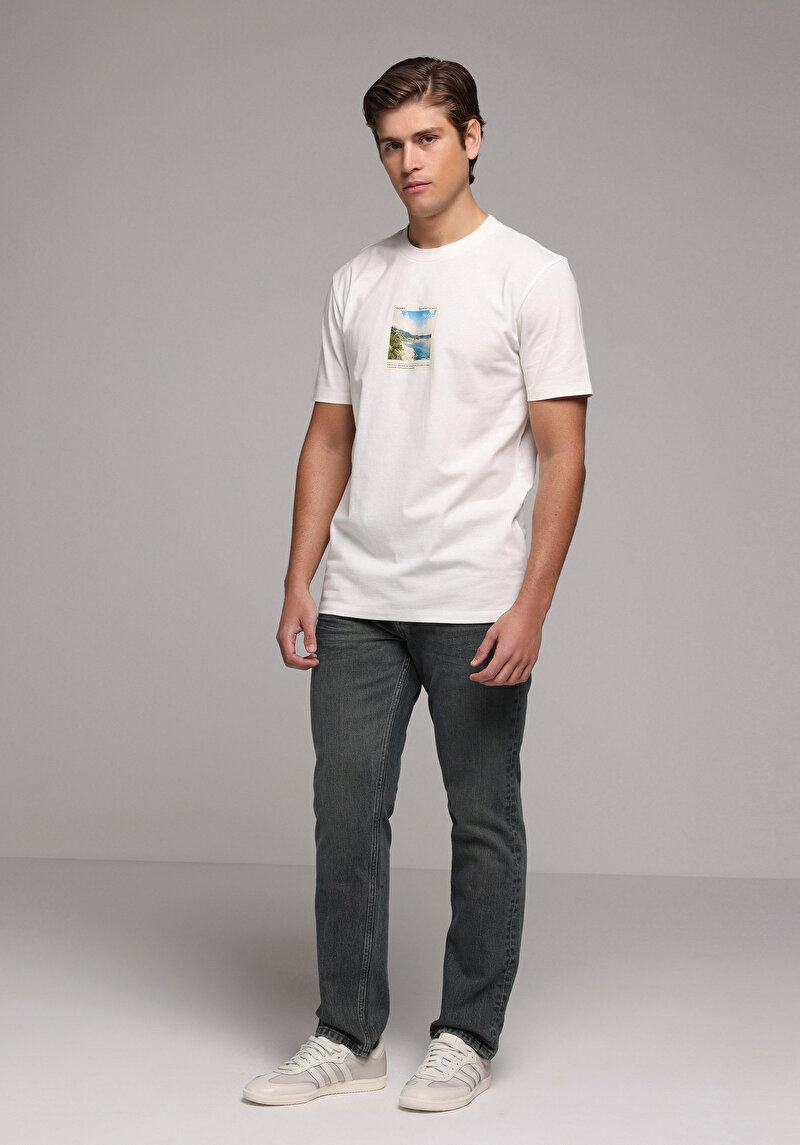 Regular Fit Yuvarlak Yaka Düz Erkek Beyaz Kısa Kol Tişört