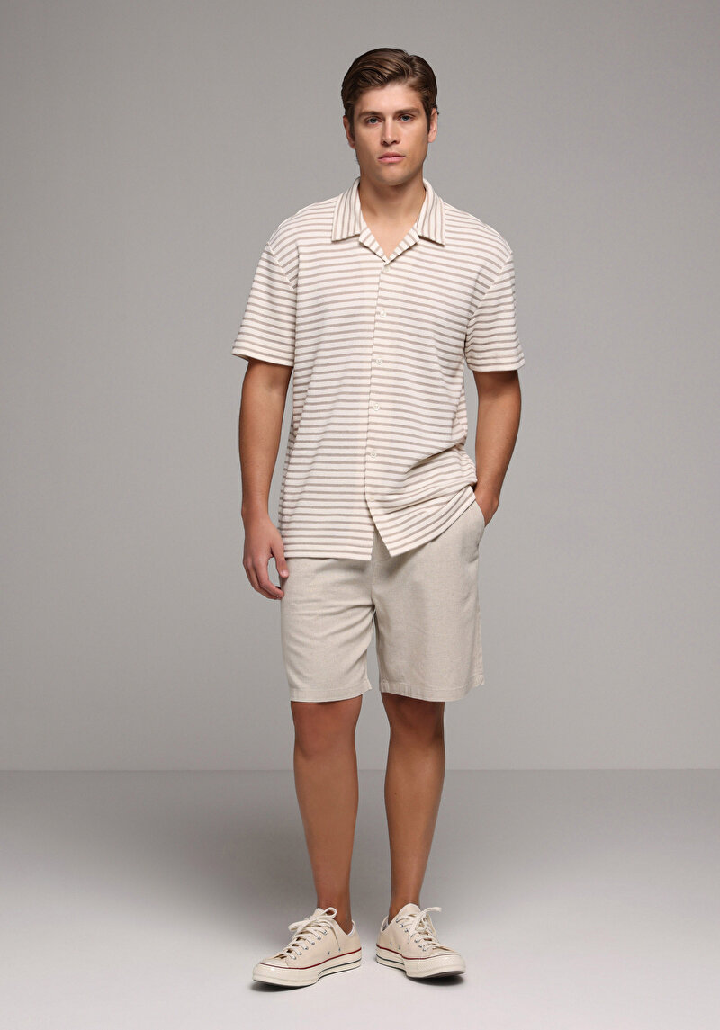 Comfort Fit Polo Yaka Çizgili Erkek Bej Kısa Kol Tişört