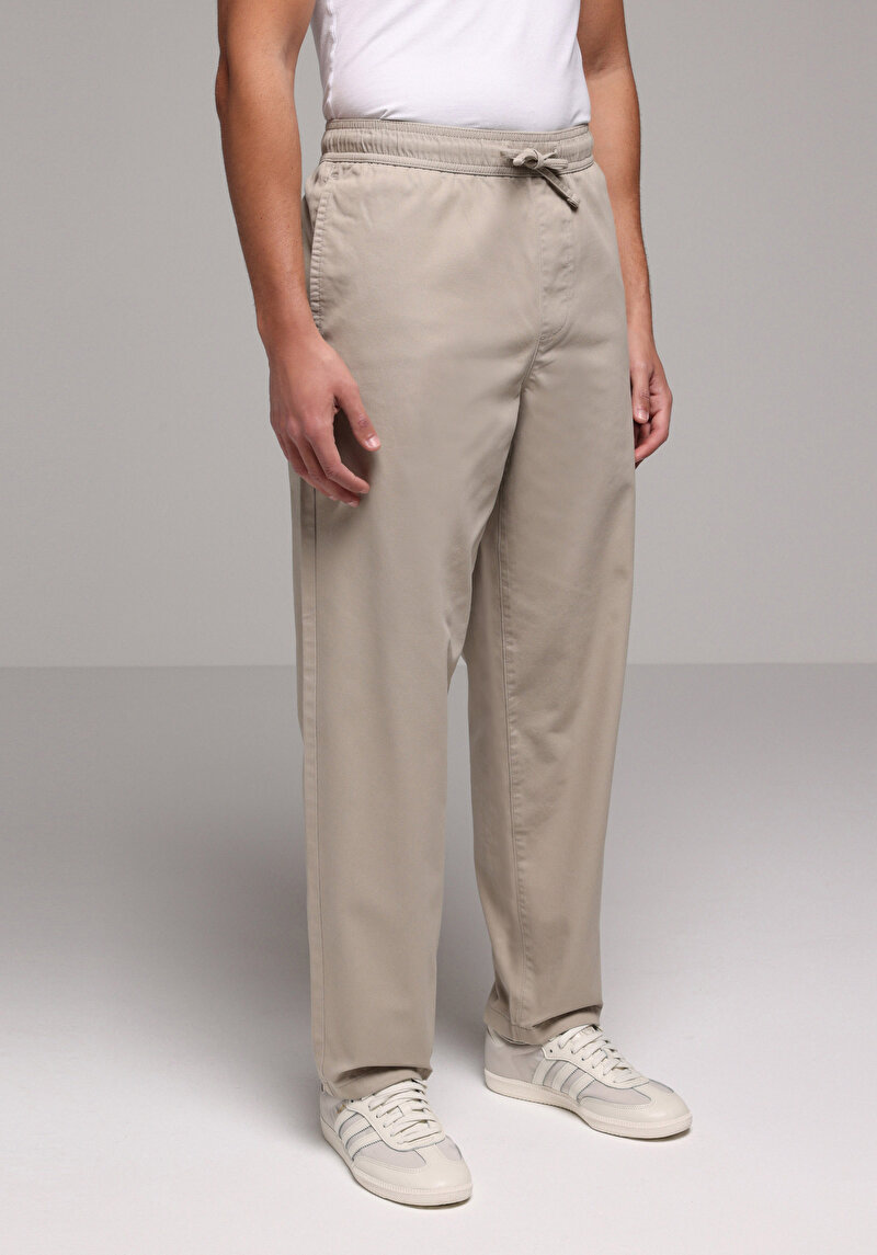 Regular Fit Orta Bel Düz Paça Erkek Bej Pantolon