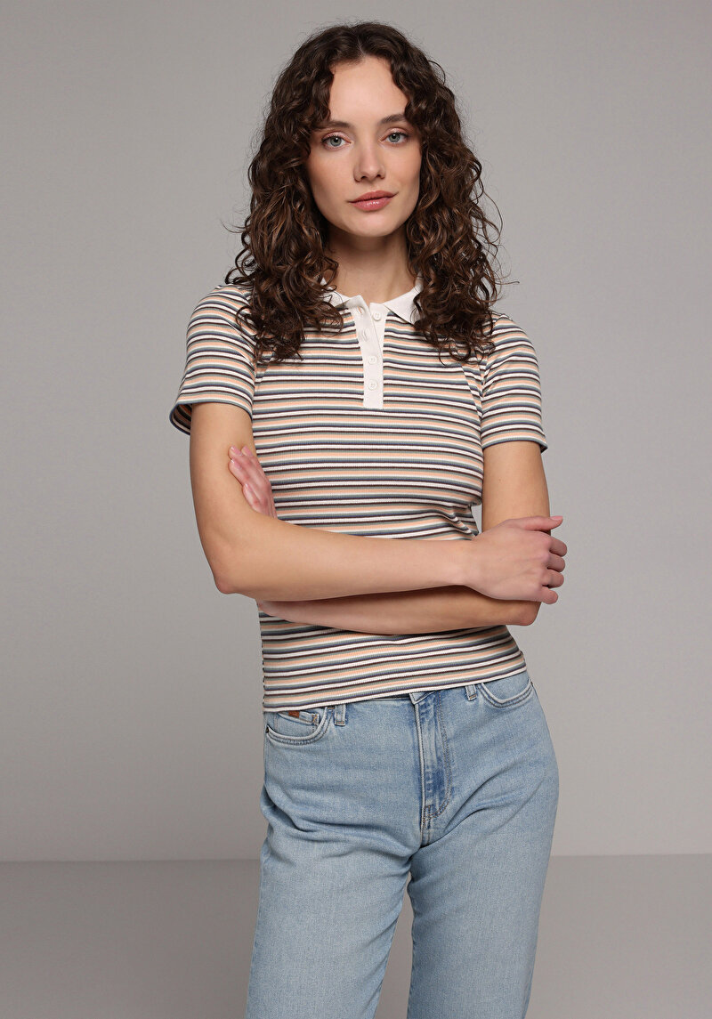 Slim Fit Polo Yaka Çizgili Kadın Yeşil Kısa Kol Tişört