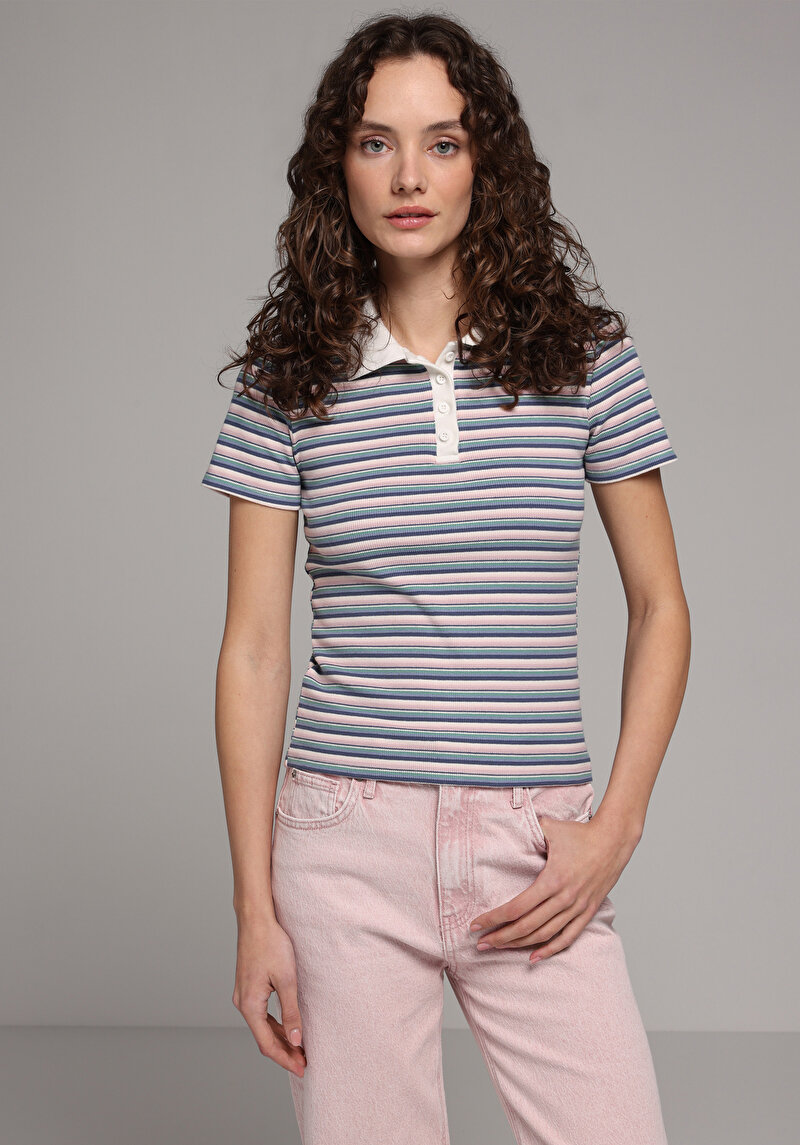 Slim Fit Polo Yaka Çizgili Kadın Pembe Kısa Kol Tişört
