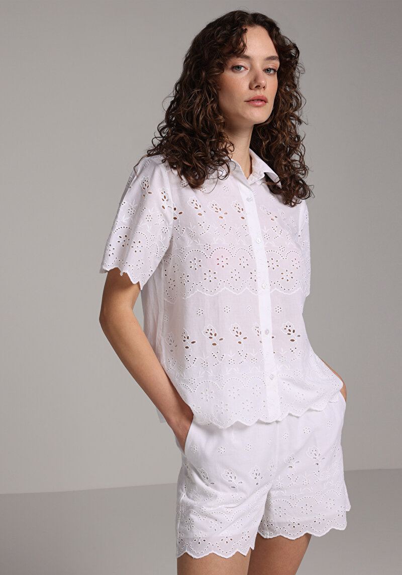 Fashion Fit Shirt Neck Jakarlı Kadın Beyaz Kısa Kol Gömlek