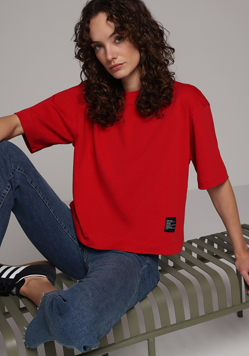 Oversize Fit Yuvarlak Yaka Düz Kadın Kirmizi Kısa Kol Tişört