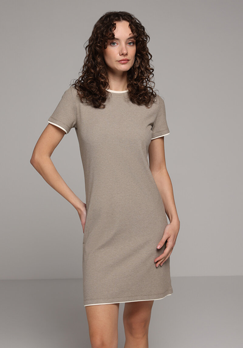 Slim Fit Düz Kadın Yeşil Kısa Kol Elbise