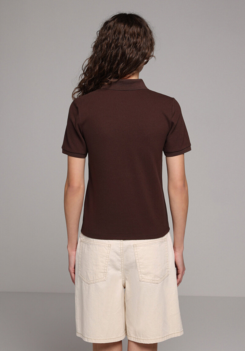 Slim Fit Polo Yaka Düz Kadın Kahverengi Kısa Kol Tişört