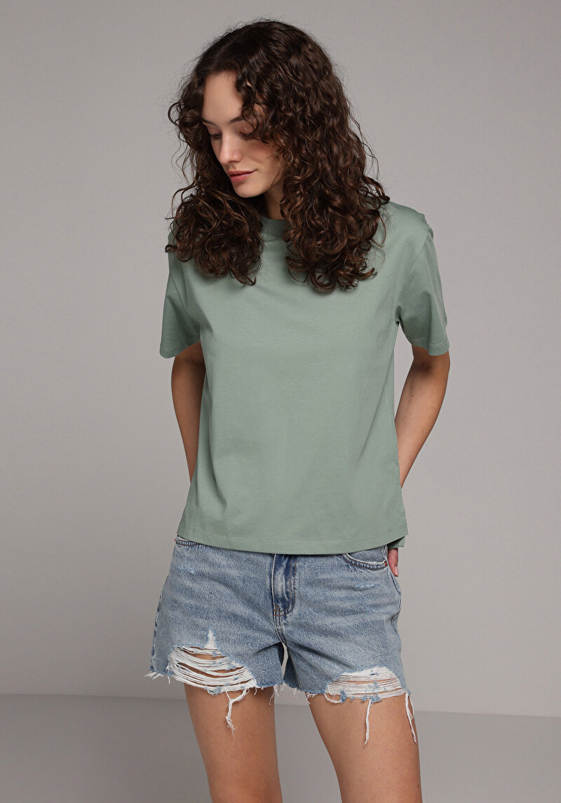 Mom Fit Yüksel Bel Düz Kadın Light İndigo Denim Jean Şort