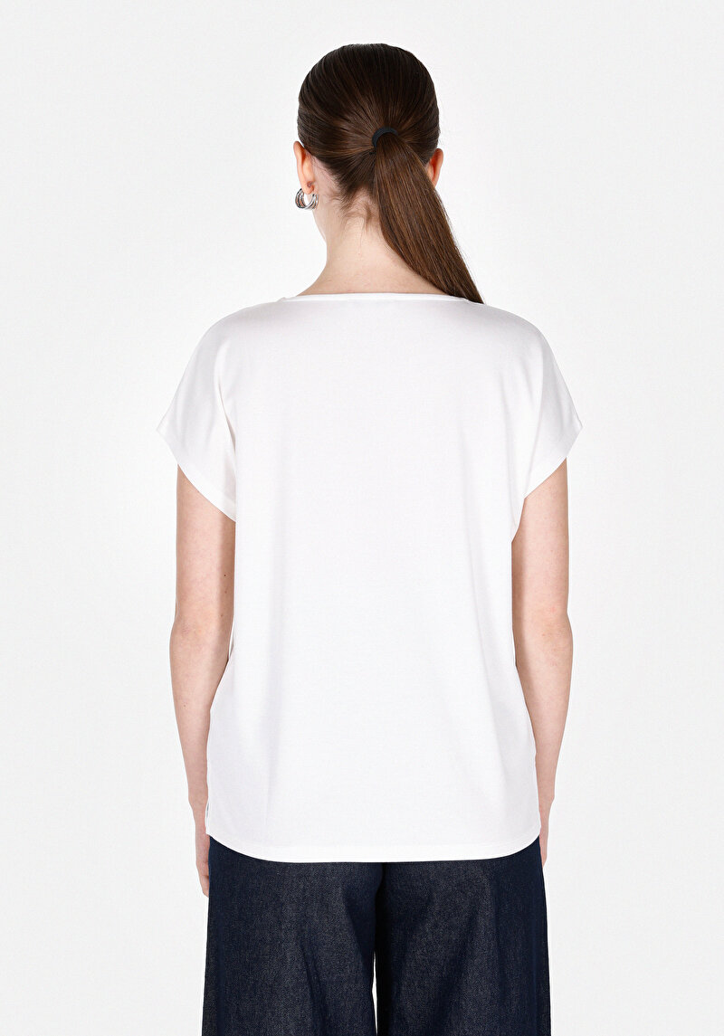 Regular Fit Yuvarlak Yaka Düz Kadın Beyaz Kısa Kol Tişört