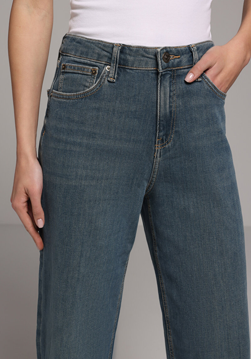 Regular Fit   Kadın Over Dyed Denim Jean Pantolon