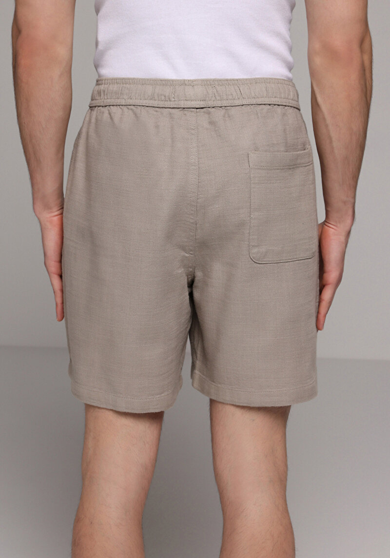 Relaxed Fit Orta Bel Düz Erkek Bej Şort