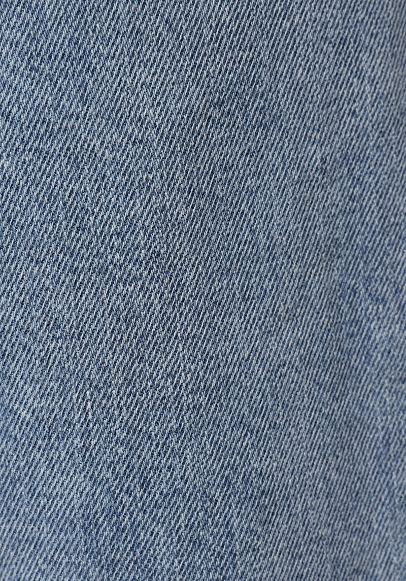 Regular Fit Orta Bel Düz Erkek Light İndigo Denim Jean Şort