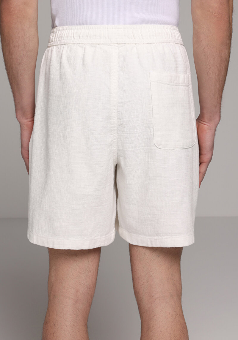 Relaxed Fit Orta Bel Düz Erkek Beyaz Şort