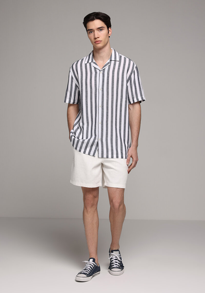 Relaxed Fit Orta Bel Düz Erkek Beyaz Şort