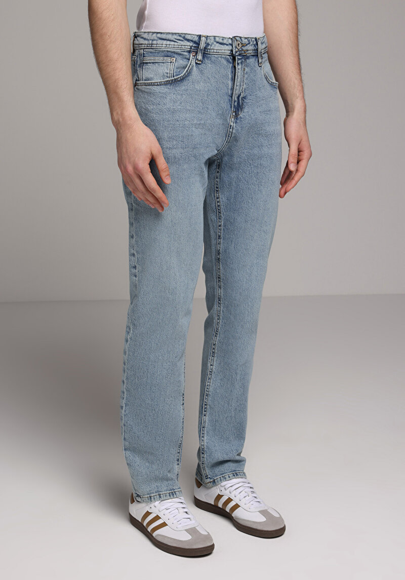Straight Fit   Erkek Light İndigo Denim Jean Pantolon