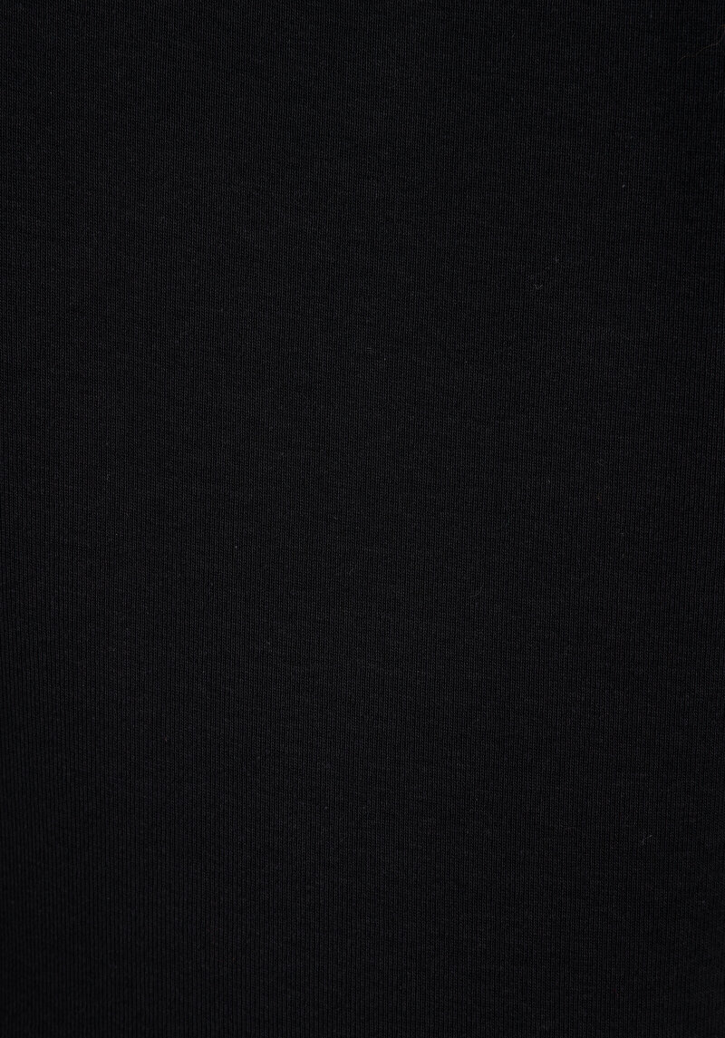 Slim Fit Yuvarlak Yaka Baskılı Kadın Siyah Kısa Kol Tişört