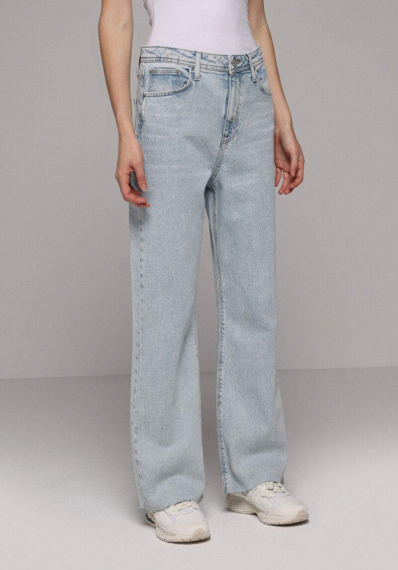Straight Fit Kadın Light İndigo Denim Jean Pantolon