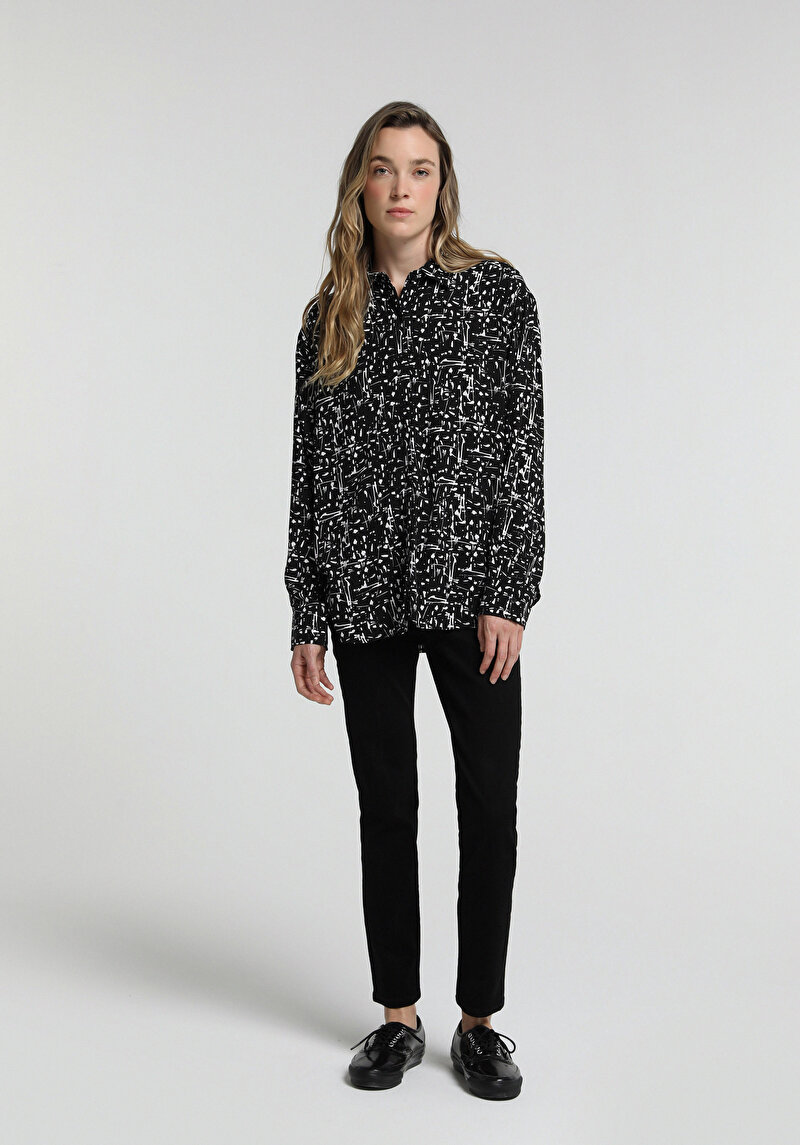 Boyfriend Fit Shirt Neck Baskılı Kadın Siyah Uzun Kol Gömlek