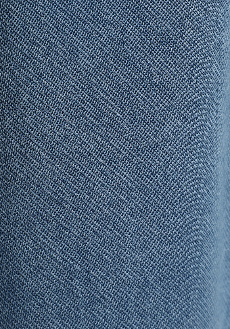 Oversize Fit Klasik Yaka Düz Kadın Light İndigo Denim Uzun Kol Gömlek