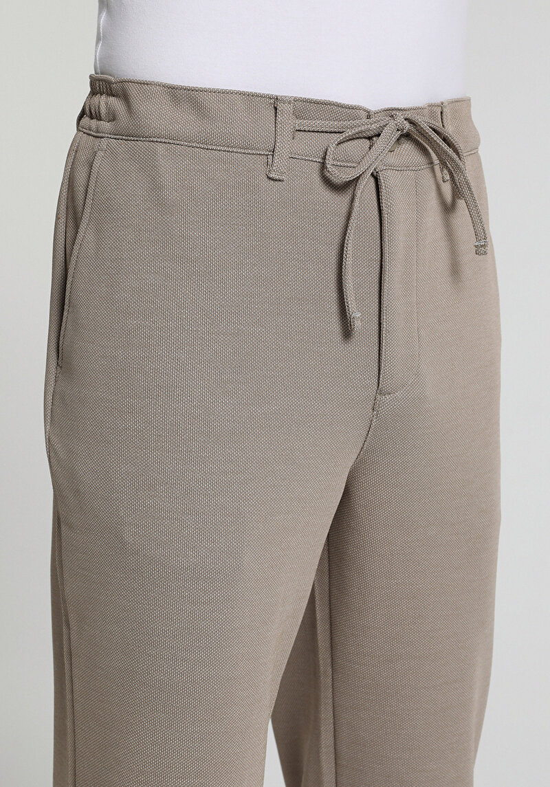 Regular Fit Orta Bel Düz Paça Erkek Bej  Pantolon