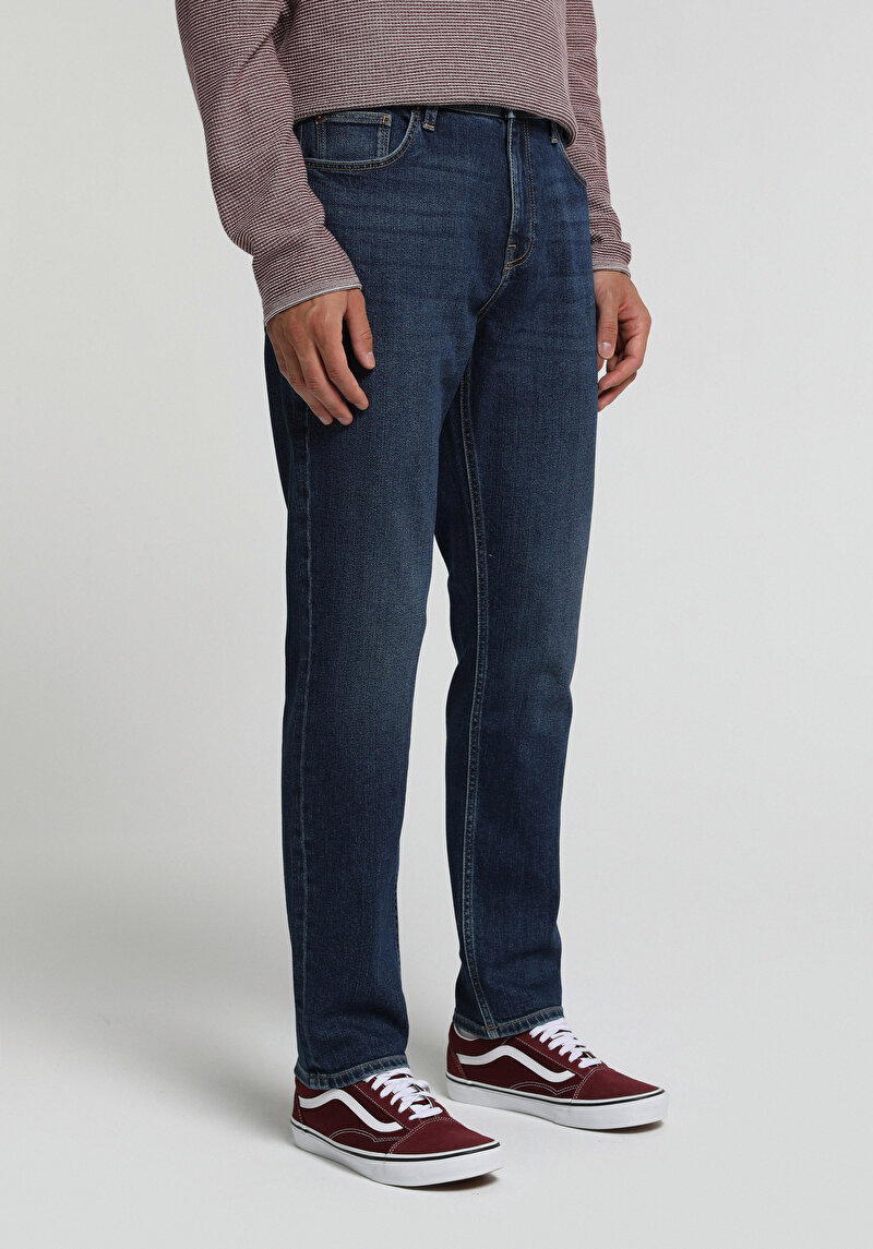 Slim Tapered Fit Orta Bel Daralan Paça Erkek Dark İndigo Denim Jean Pantolon