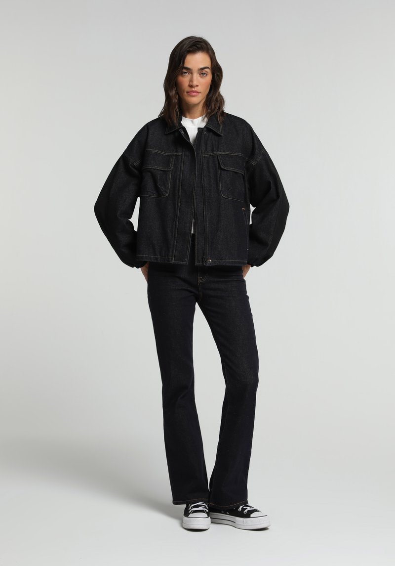 Oversize Fit Fermuarlı Astarlı Kadın Dark İndigo Denim Ceket