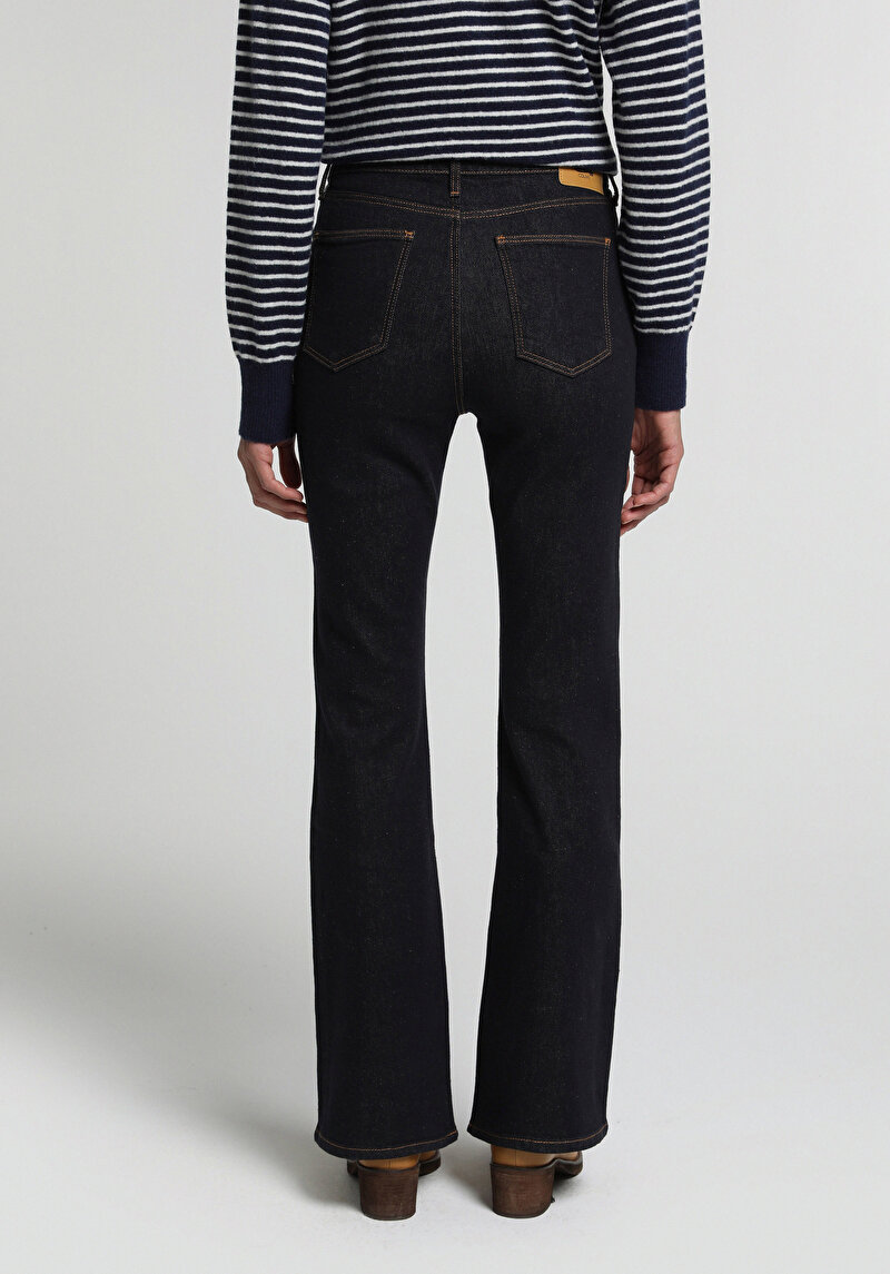 Flare Fit Orta Bel Ispanyol Paça Kadın Dark İndigo Denim Jean Pantolon