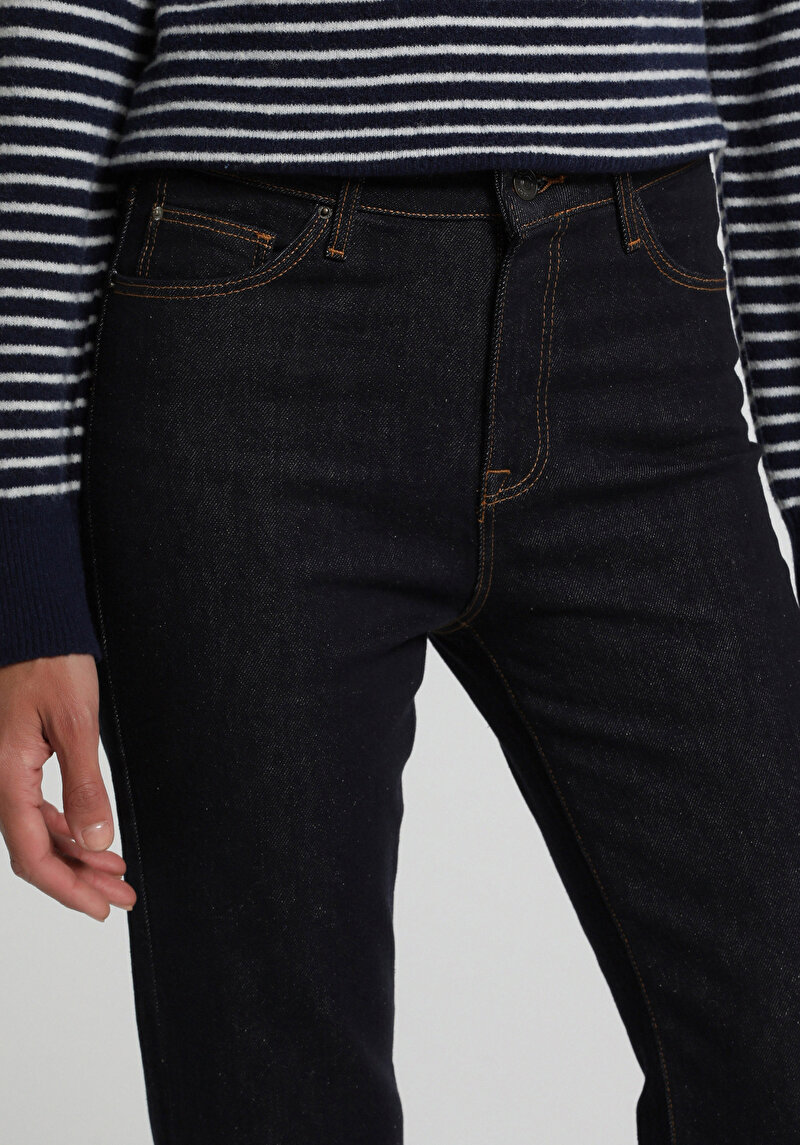 Flare Fit Orta Bel Ispanyol Paça Kadın Dark İndigo Denim Jean Pantolon