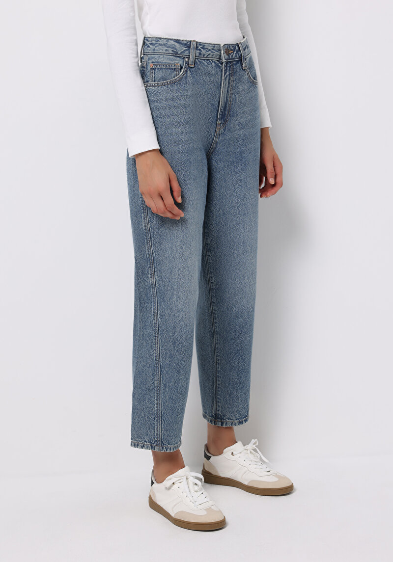 Barrel Fit   Kadın Light İndigo Denim Jean Pantolon