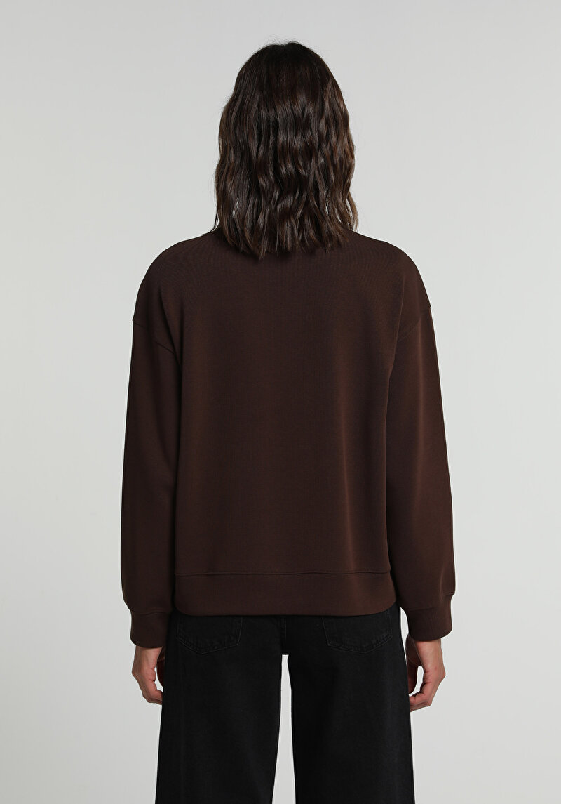 Regular Fit Yuvarlak Yaka Baskılı Kadın Kahverengi Sweatshirt
