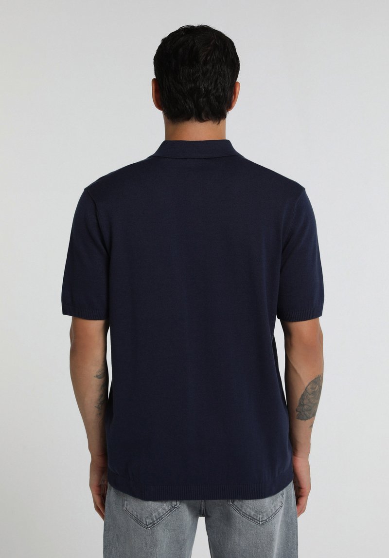 Regular Fit Polo Yaka Jakarlı Erkek Lacivert Kısa Kol Kazak