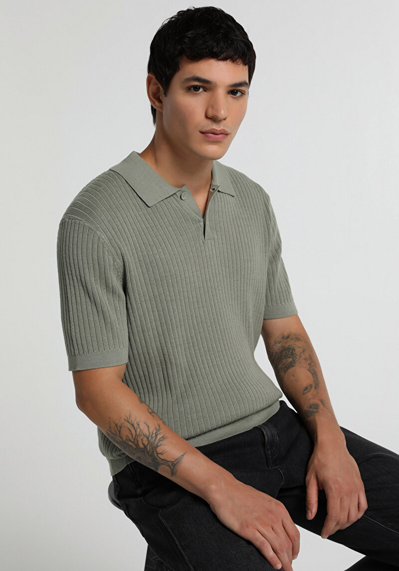 Regular Fit Polo Yaka Jakarlı Erkek Yeşil Kısa Kol Kazak