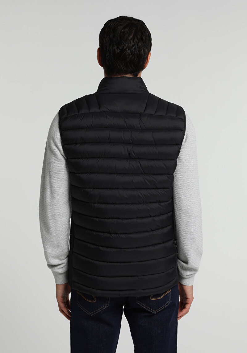 Slim Fit Dik Yaka Fermuarlı Astarlı  Erkek Siyah Yelek
