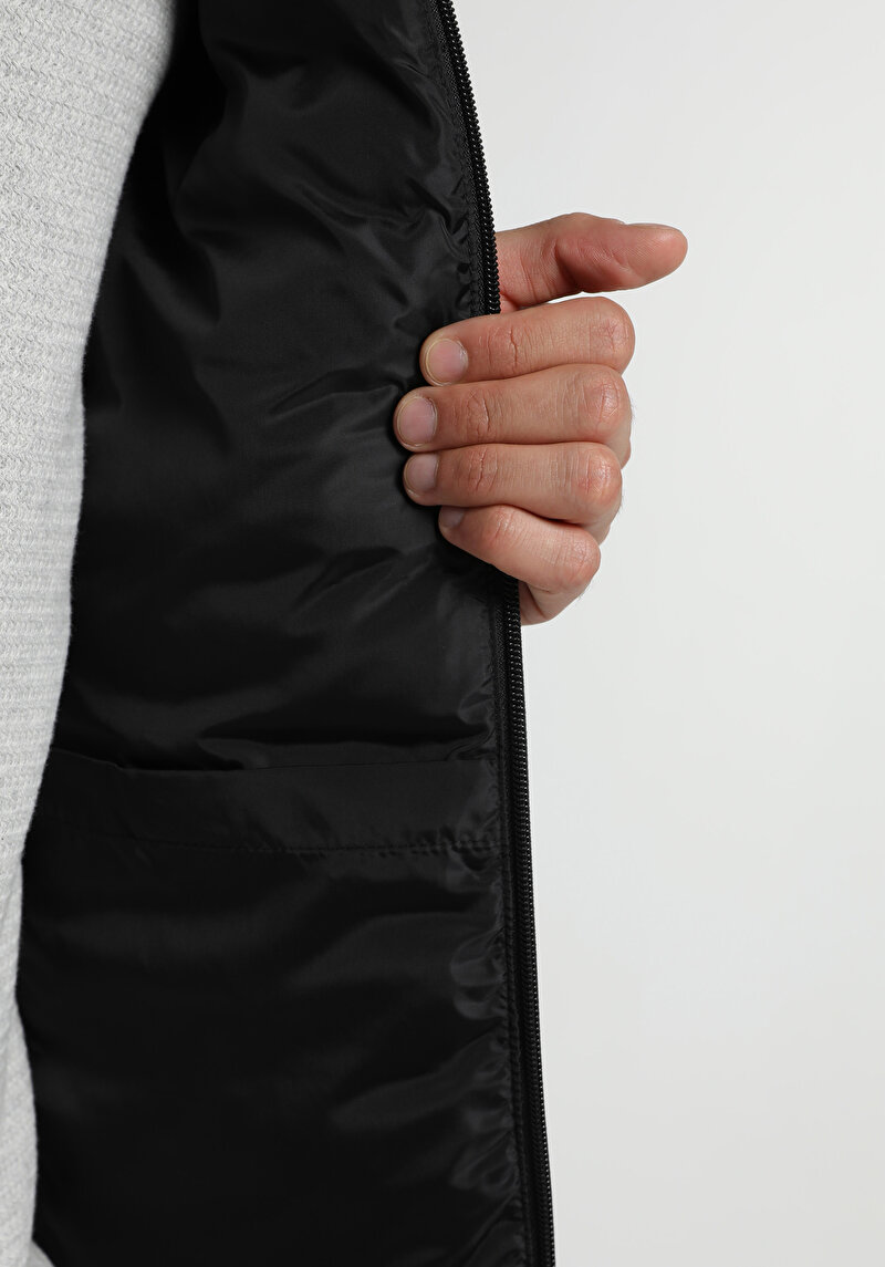 Slim Fit Dik Yaka Fermuarlı Astarlı  Erkek Siyah Yelek