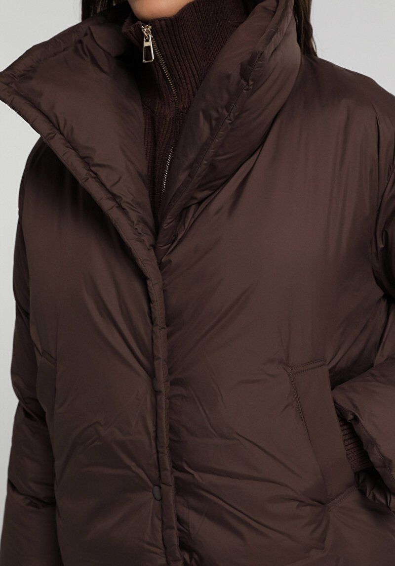 Regular Fit High Neck Fermuarlı Astarlı Suya Dayanıklı Kadın Kahverengi Mont