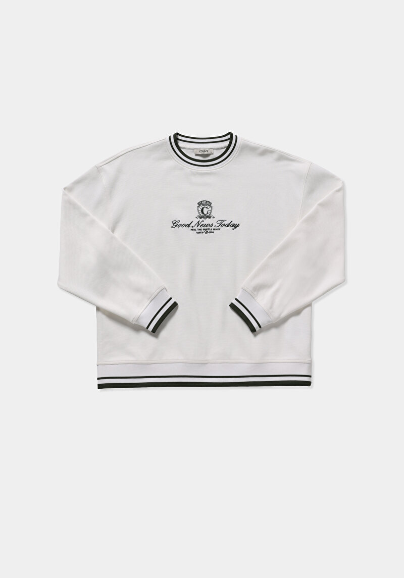 Regular Fit Yuvarlak Yaka Nakışlı Kadın Ekru Sweatshirt