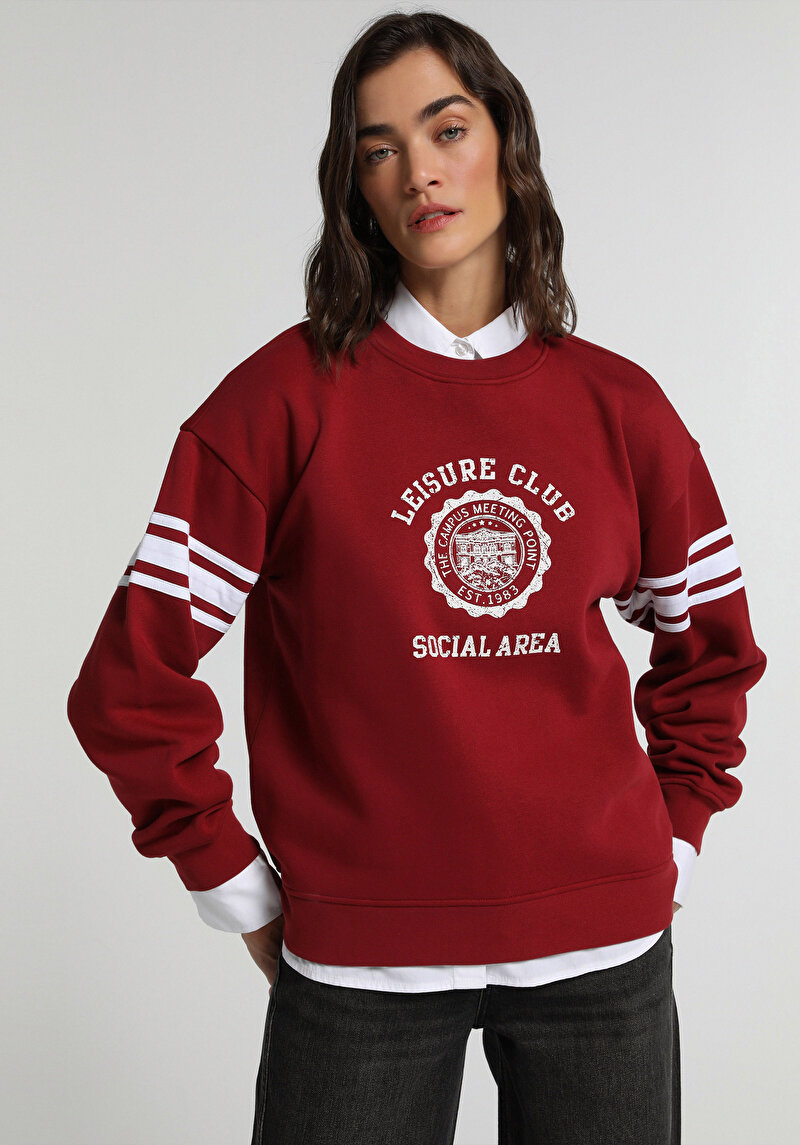 Regular Fit Yuvarlak Yaka Baskılı Kadın Kirmizi Sweatshirt
